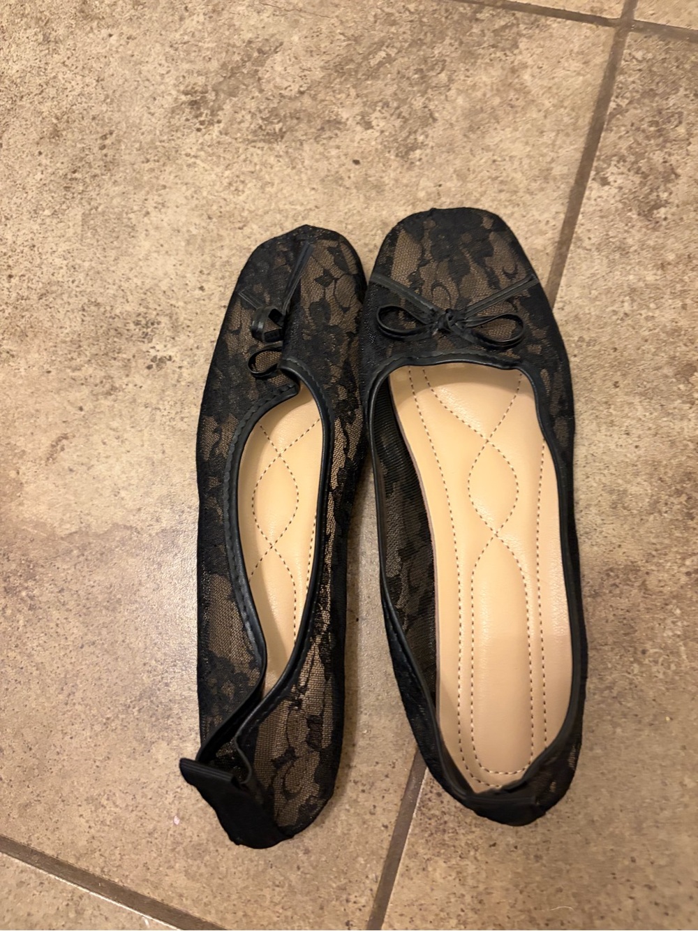 Ballet flats TRENDING FOR FALL🖤🖤